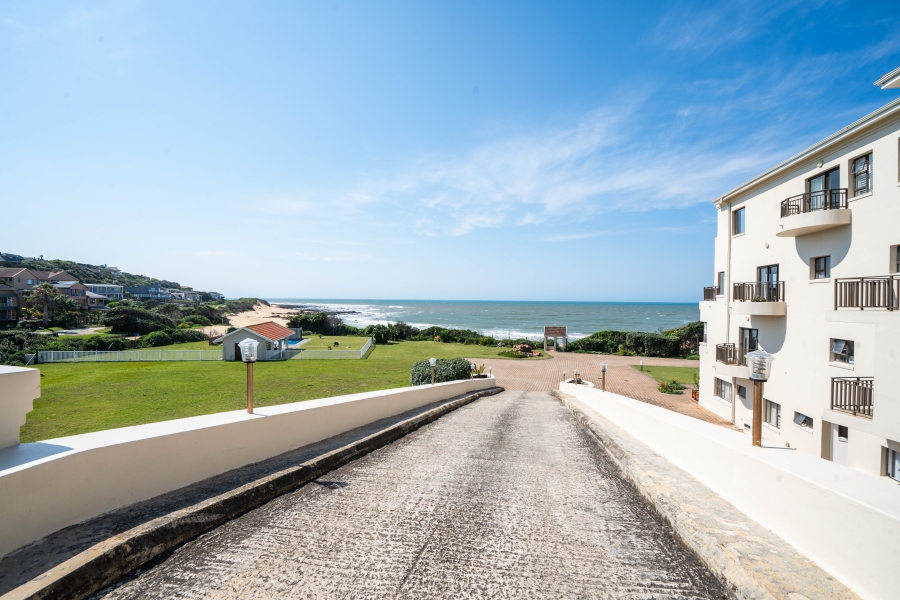 4 Bedroom Property for Sale in West Beach Eastern Cape